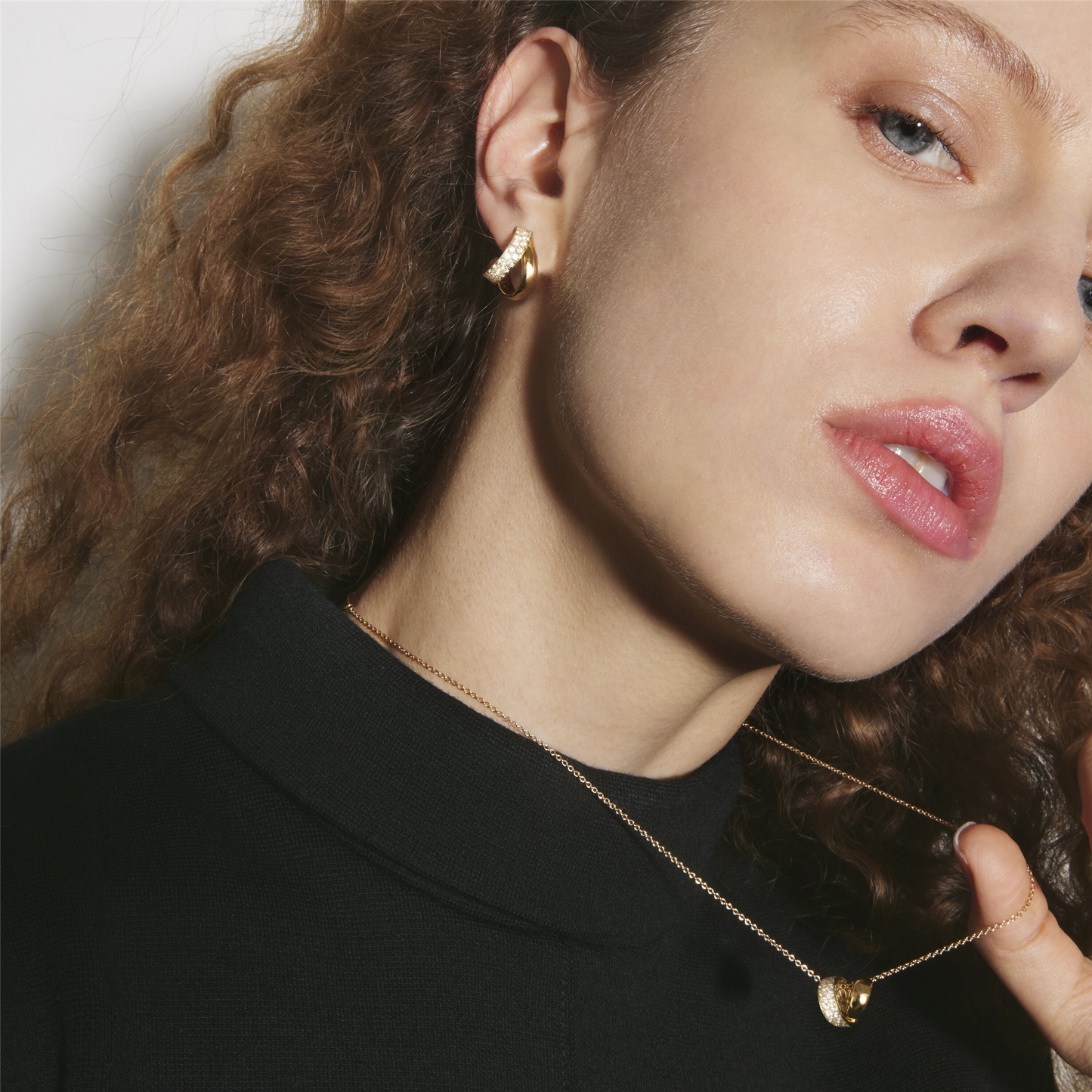 Hearts on Fire Inside/Out Diamond Flip Earrings in 18k Yellow Gold