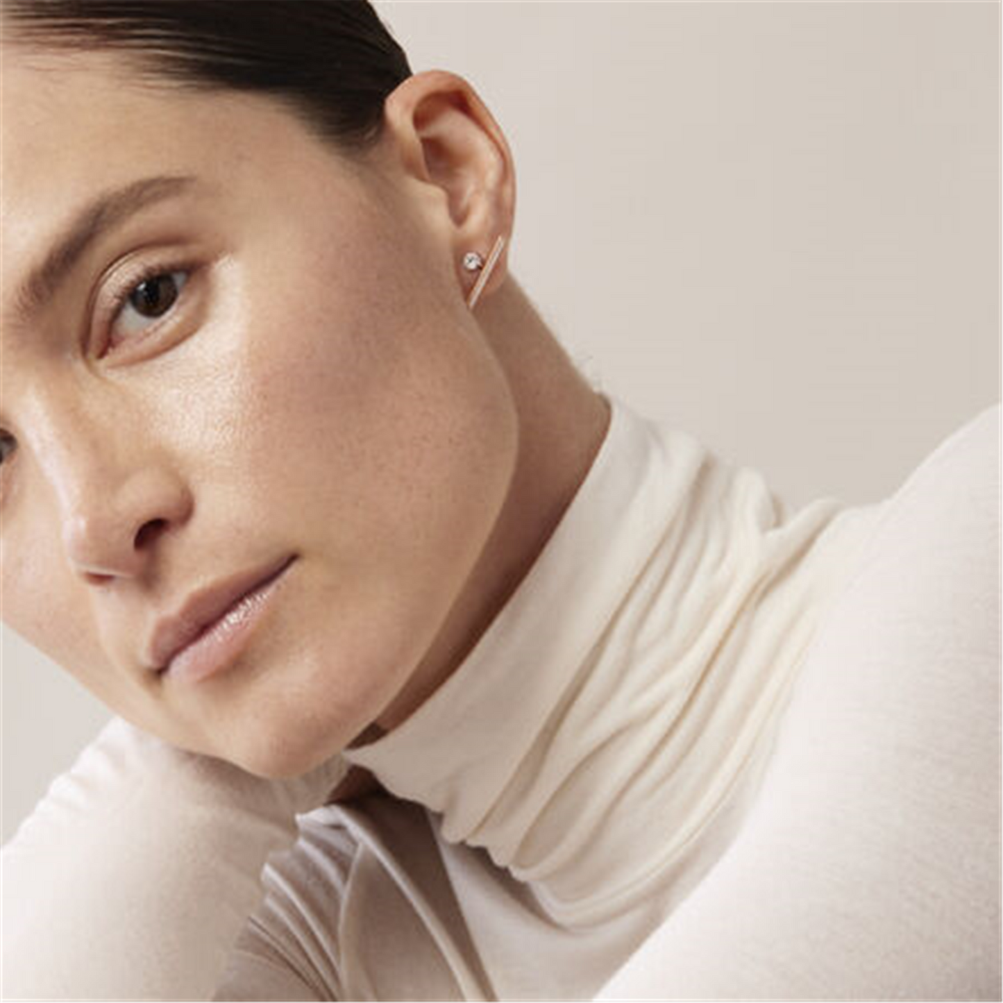 Hearts on Fire Barre Floating Single Diamond Pavé Climber Earring