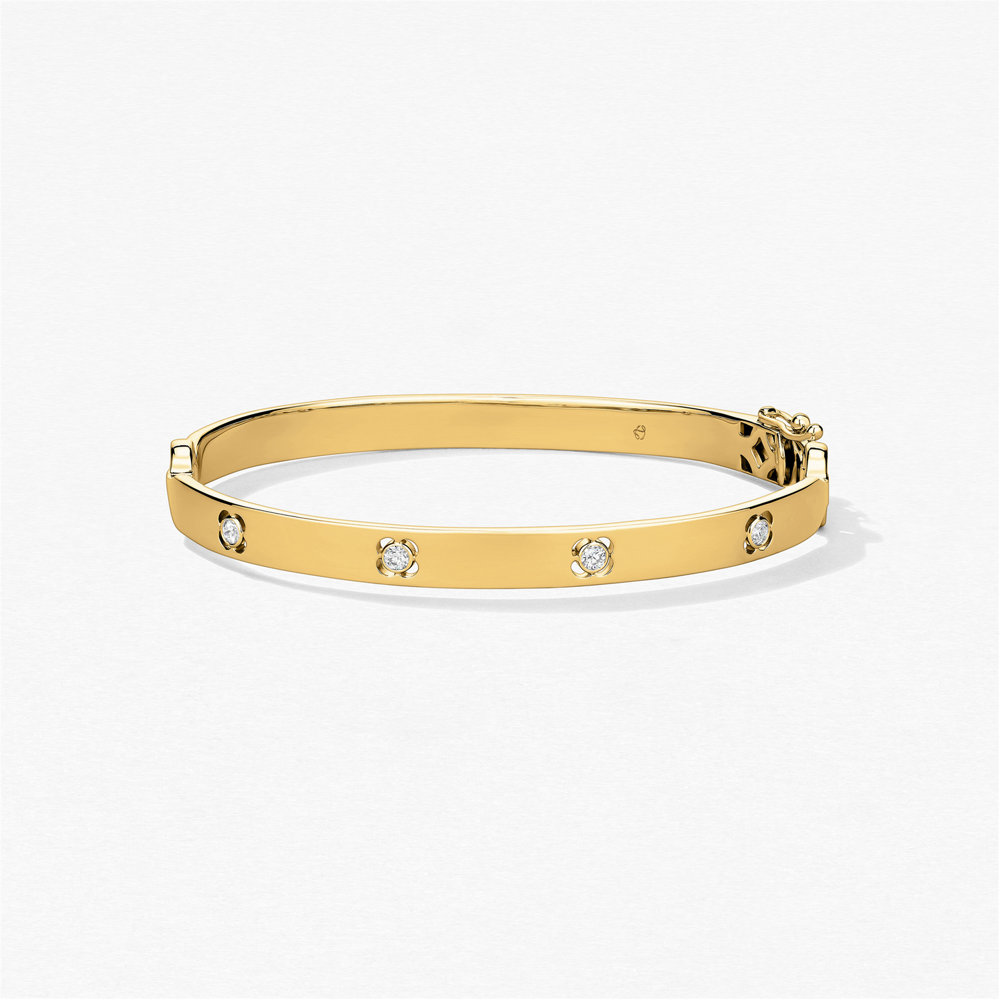 Hearts On Fire Copley Bangle with Diamonds, Medium