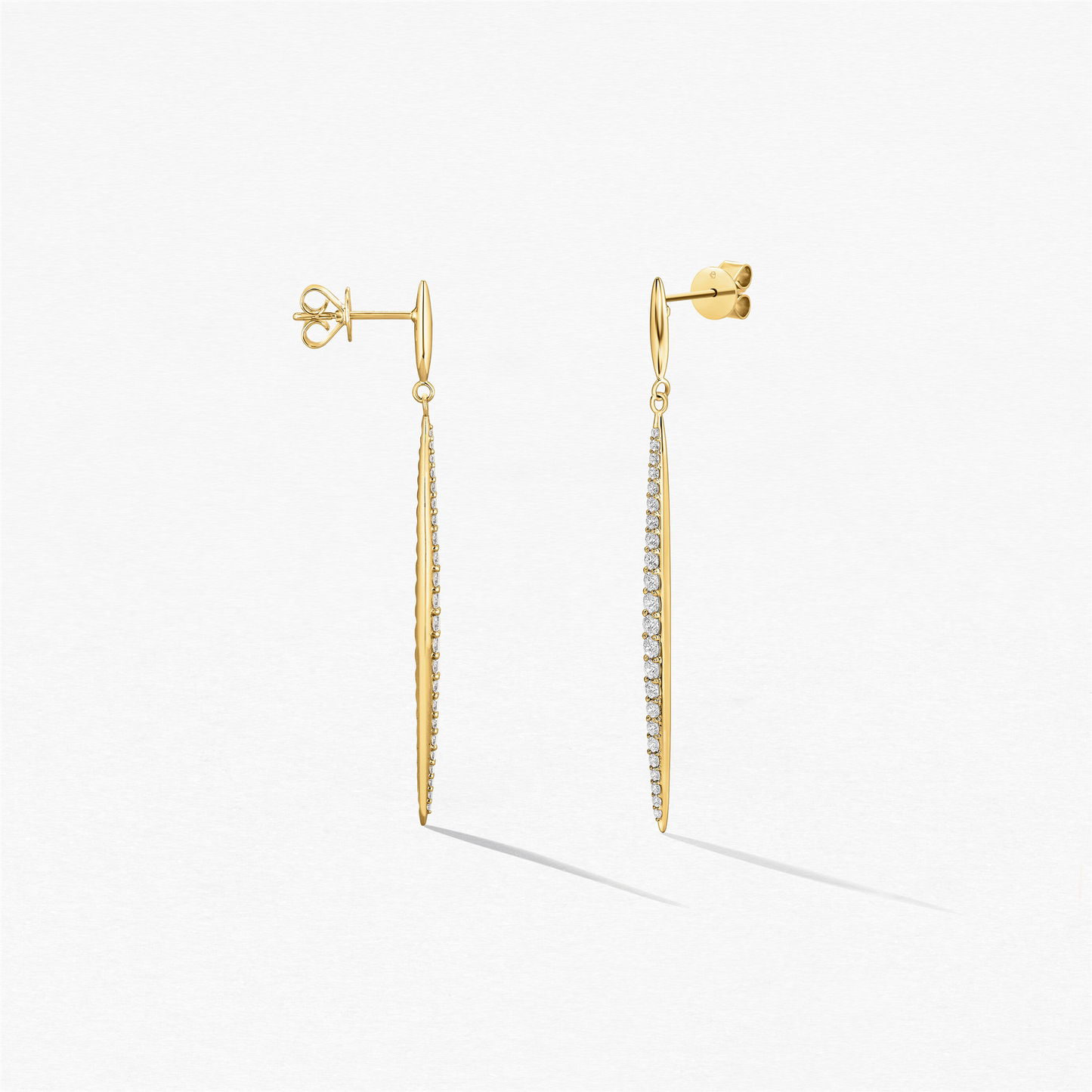 Hearts On Fire Classic Stilettos Earrings in 18k Gold