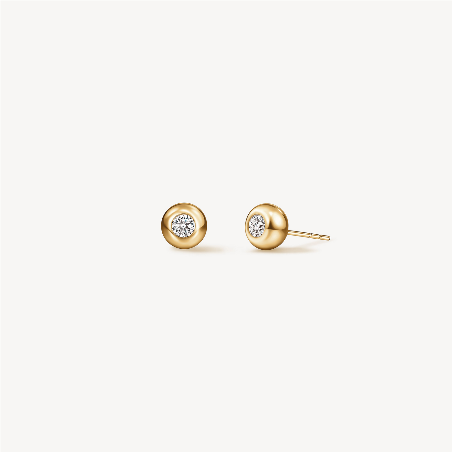 Hearts On Fire Dream Solo Stud Earrings in 18k Yellow Gold