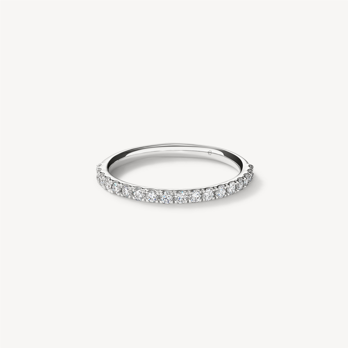 Hearts on Fire Transcend Band in 18k White Gold