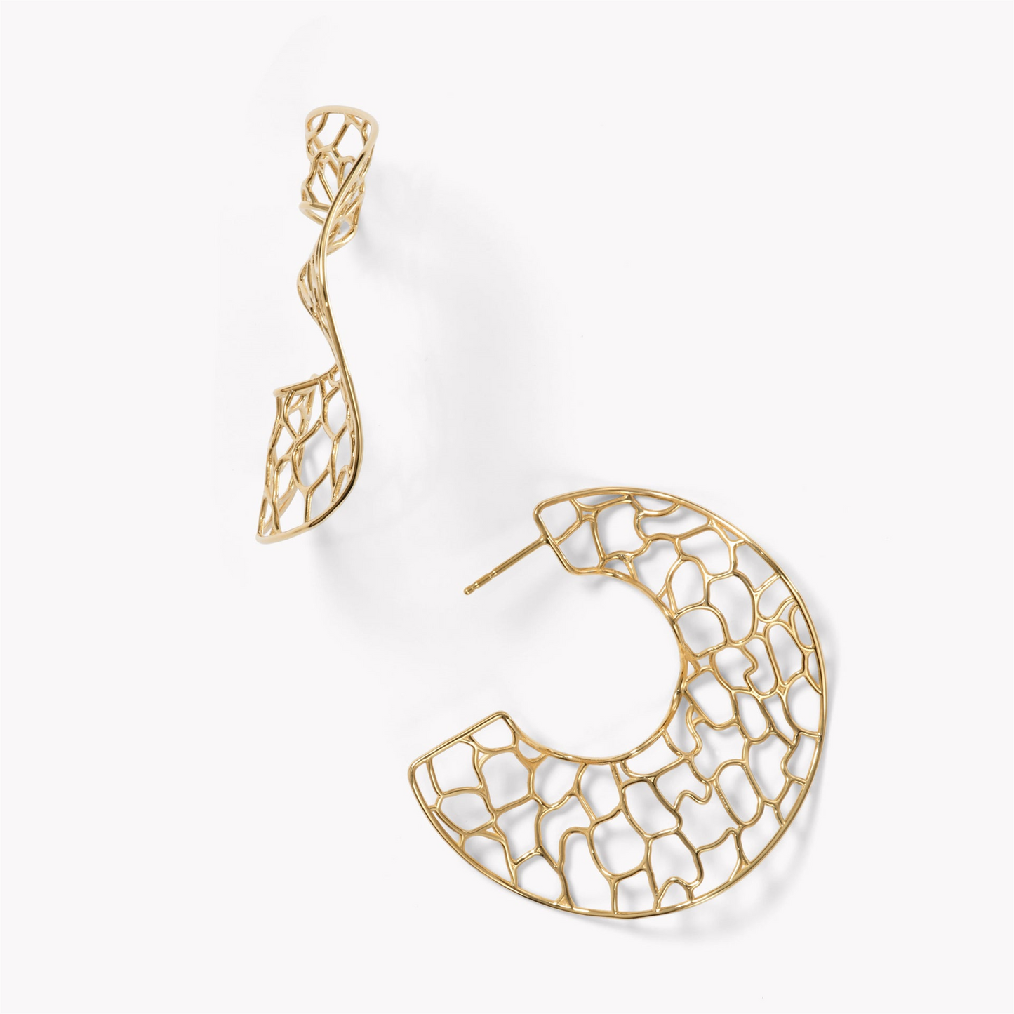 Jamie Turner Large Canyon Hoop Earrings in 18k Gold