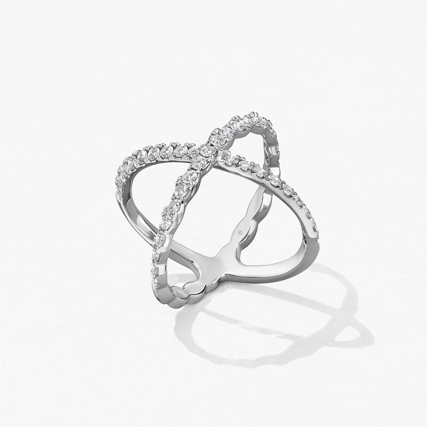 Hearts on Fire Lorelei Diamond Criss Cross Ring in 18k White Gold