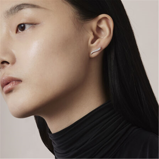 Hearts On Fire French Cut Pavé Diamond Climber Earrings in 18k Gold