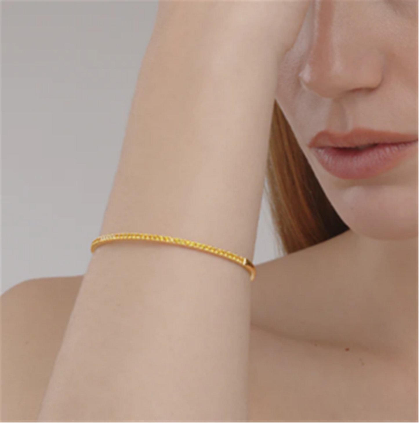 Kwiat Stackable Slim Bangle Bracelet w/Yellow Sapphires in 18k Gold