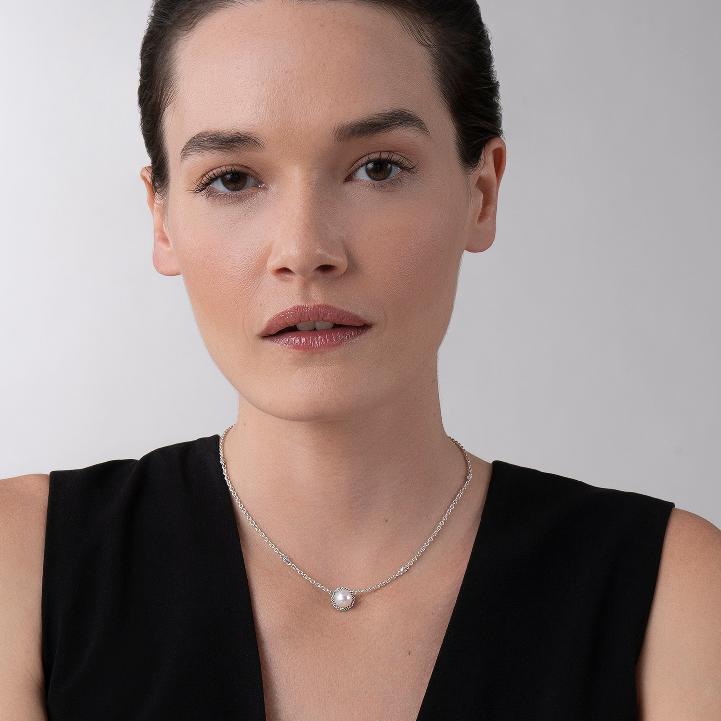 Lagos Pendant Necklace