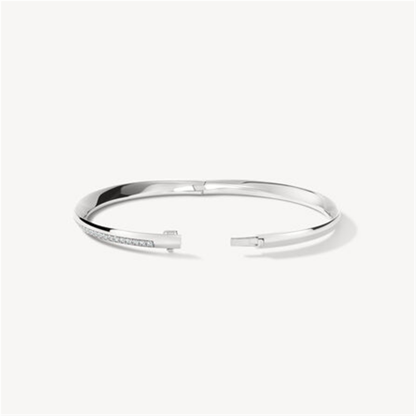 Hearts on Fire Barre 3/4ct Pavé Diamond Bangle