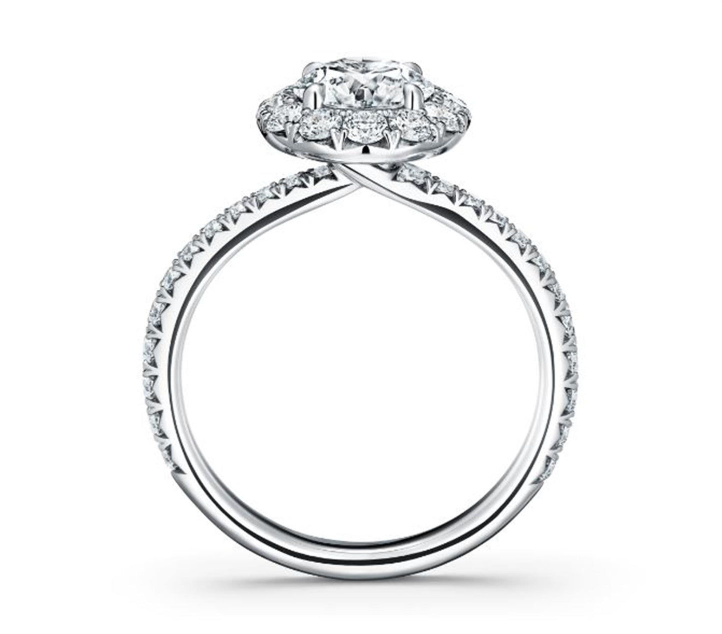 Hearts on Fire Platinum Vela Solitaire Engagement Ring