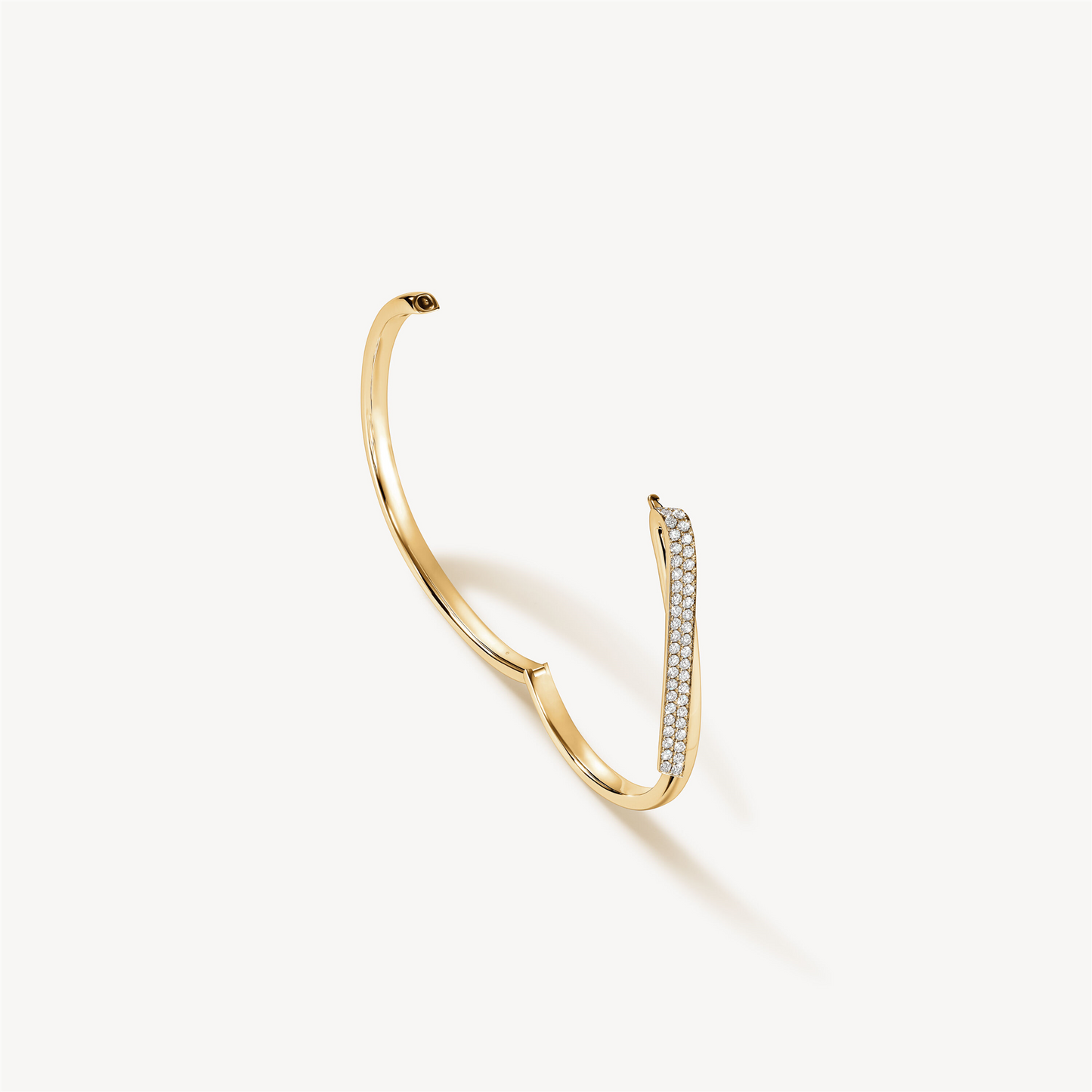 Hearts on Fire Inside/Out Diamond Flip Bangle Bracelet in 18k Yellow Gold