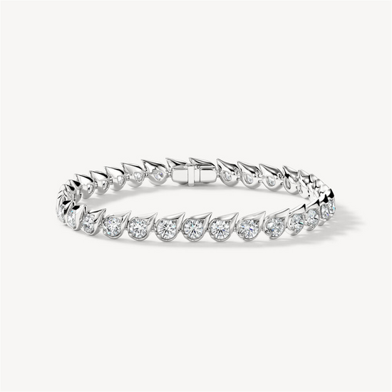 Hearts on Fire LU Droplet Bracelet in 18k White Gold & 6.77cttw Diamonds