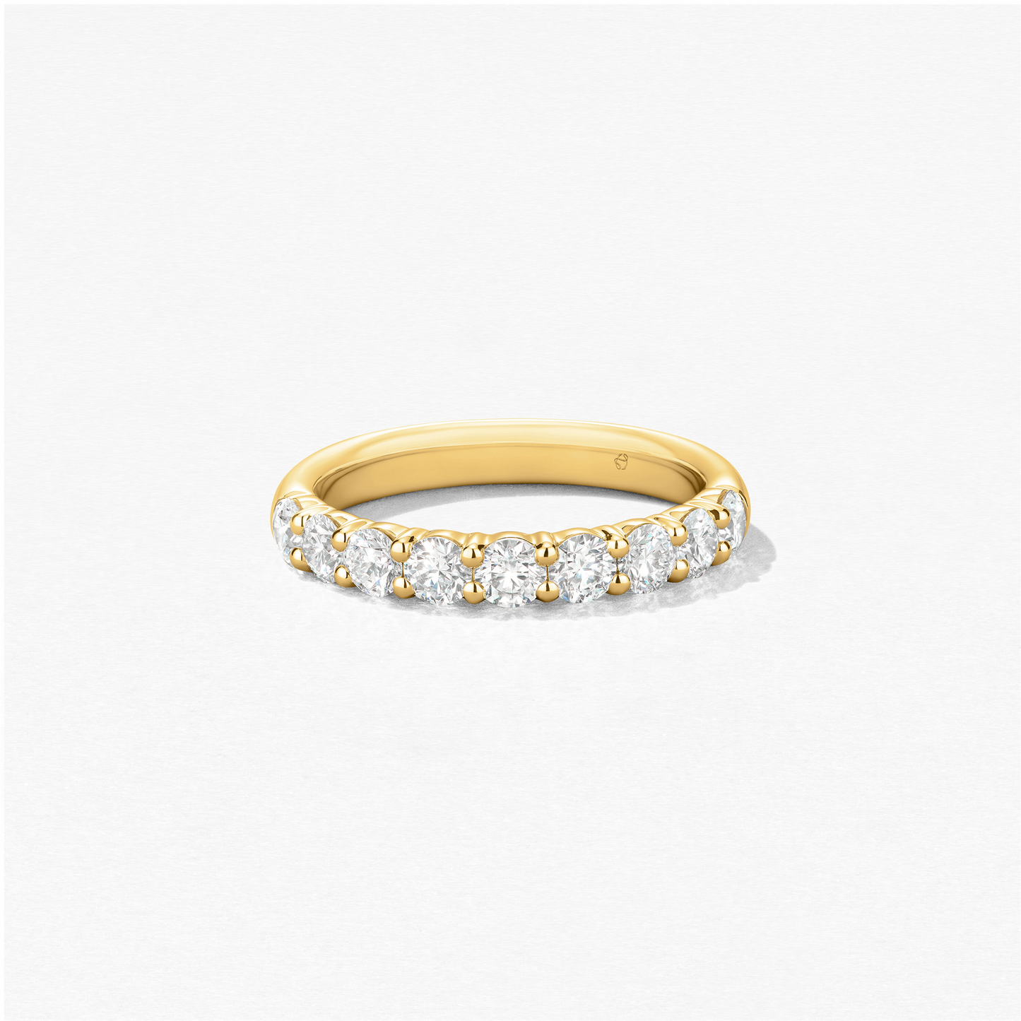 Hearts on Fire Signature Diamond 9-Stone Band in 18k Yellow Gold