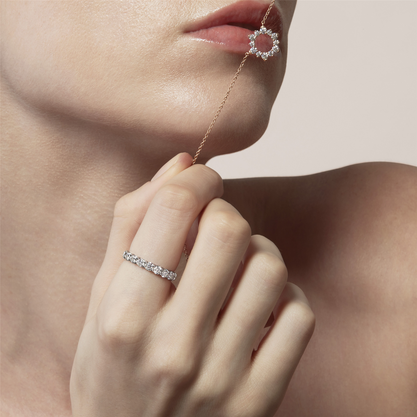 Hearts on Fire Signature Diamond 9-Stone Band