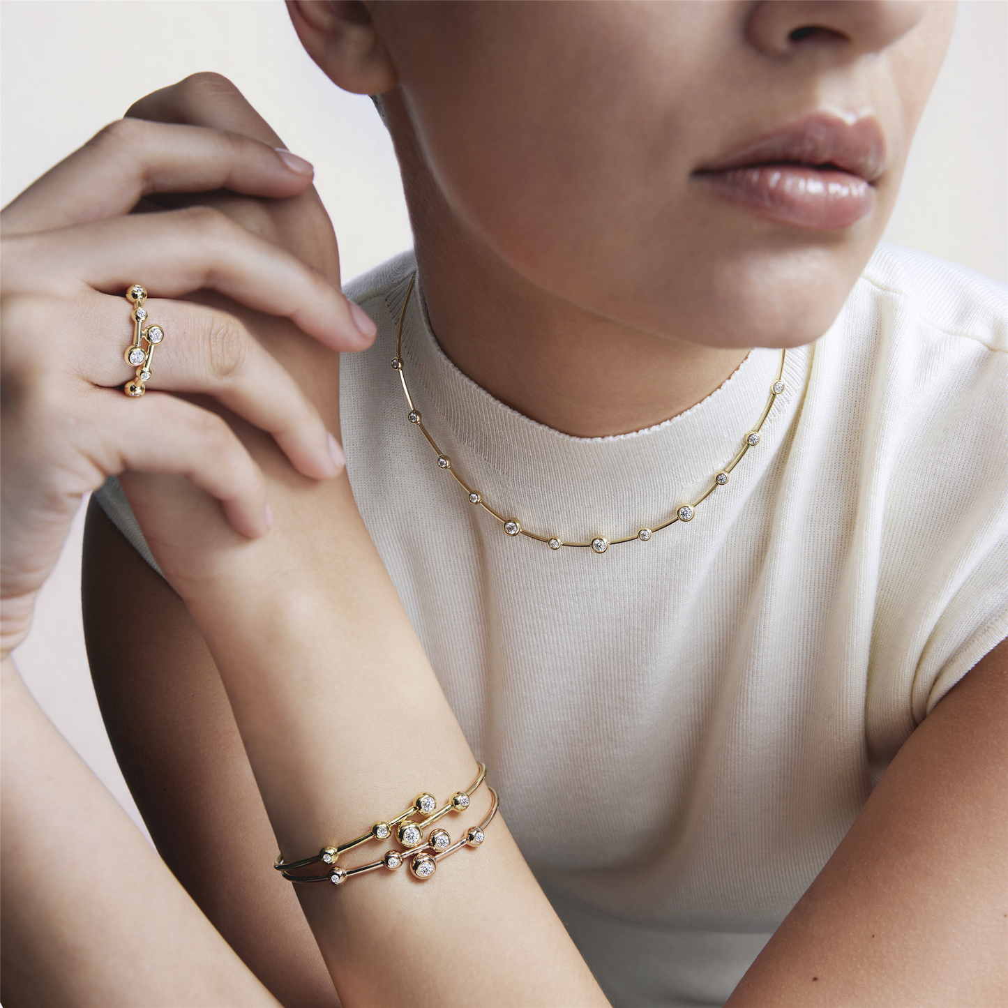 Hearts On Fire Dream Floating Flexi Bangle in 18k Yellow Gold