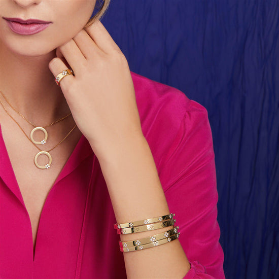 GOLD LOVE IN VERONA MEDIUM WIDTH DIAMOND ACCENT BANGLE