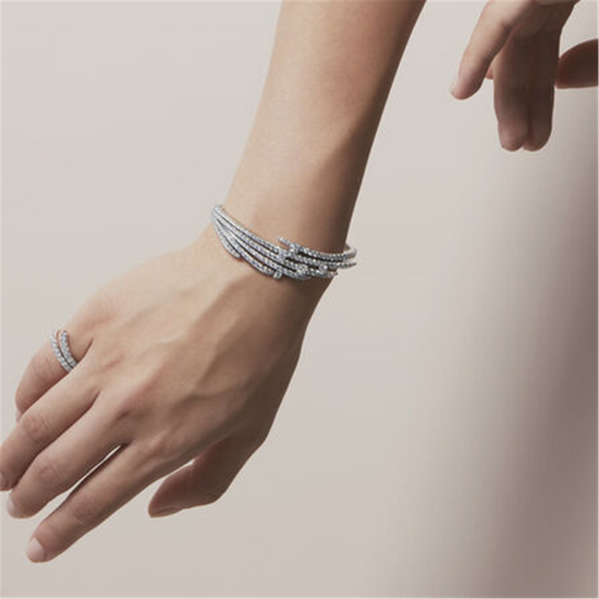 Hearts on FIre Vela French Cut Pavé Bangle