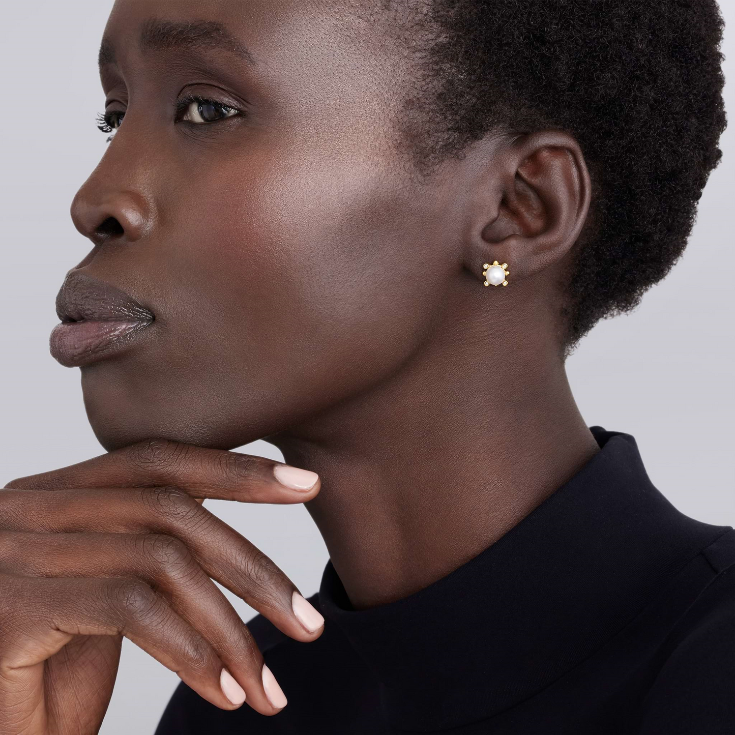 Lagos Fleur Pearl w/ Diamonds Stud Earrings in 18k Gold