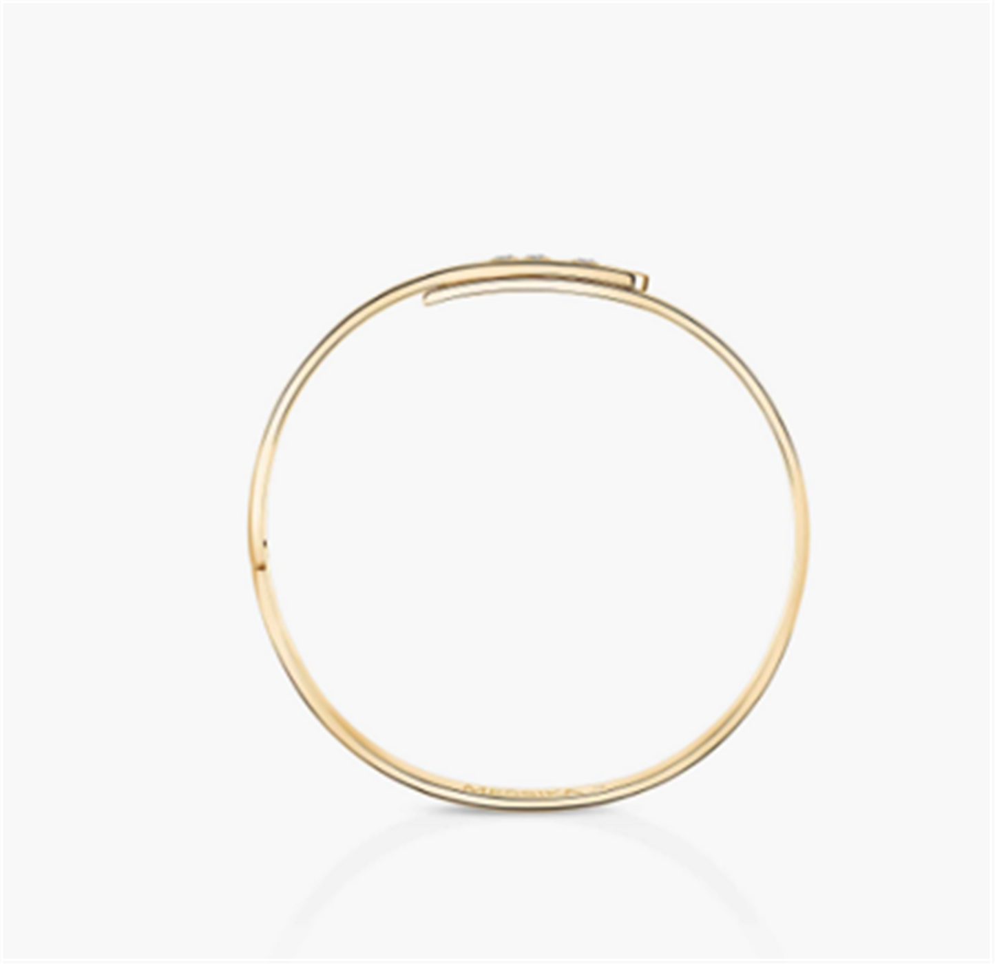 Messika Move Noa Bangle in 18k Gold