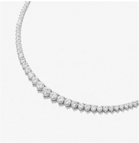 Hearts on Fire Signature Graduated Diamond Line Necklace