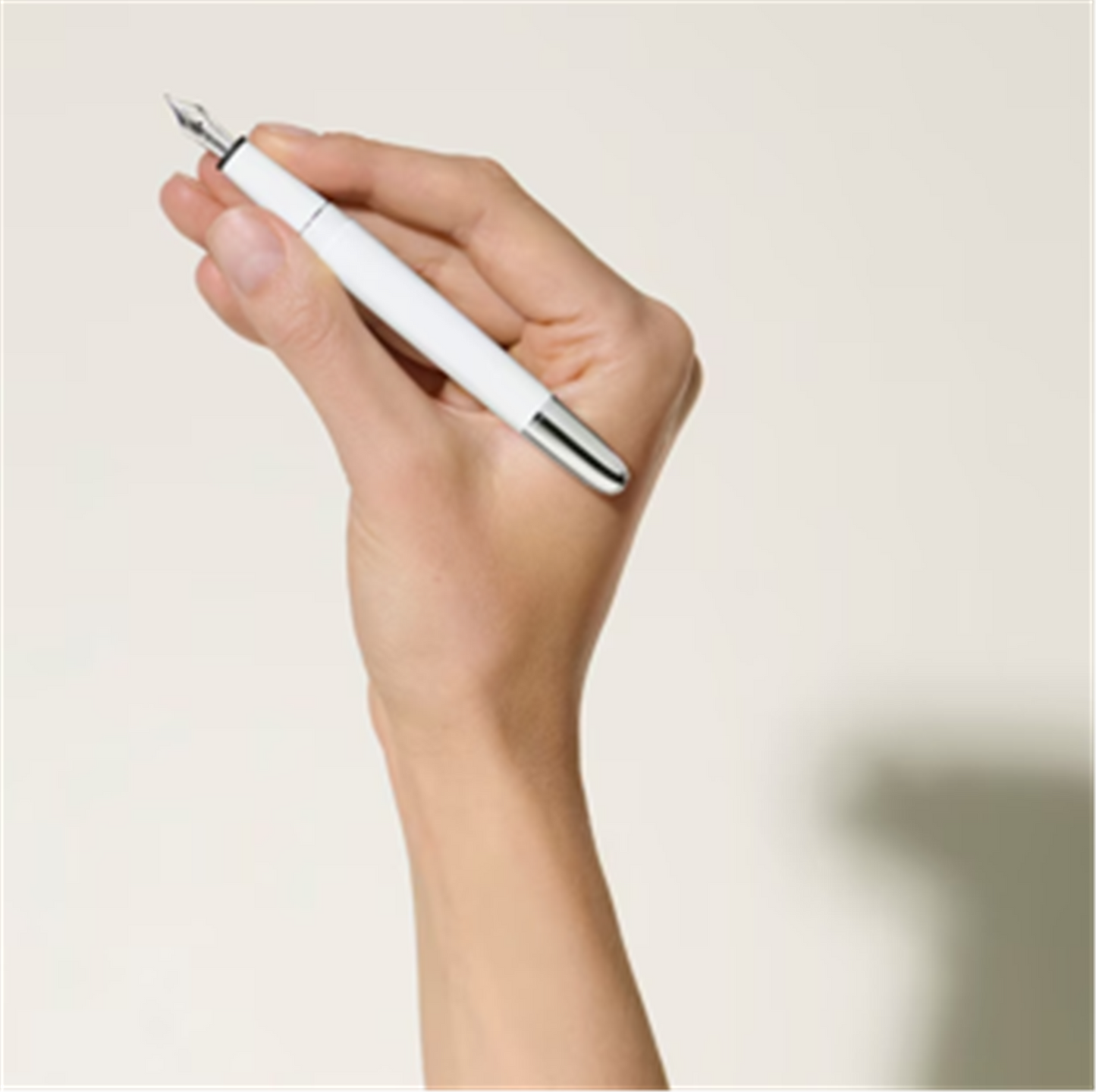 Montblanc Meisterstück White Classique Fountain Pen (M)