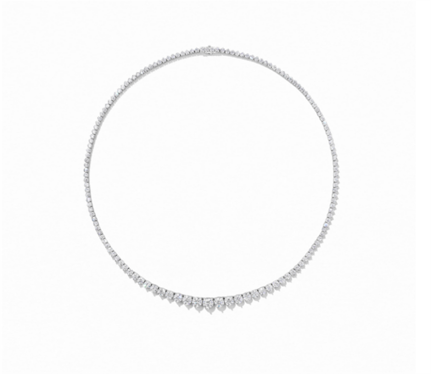 Hearts on Fire Signature Graduated Diamond Line Necklace