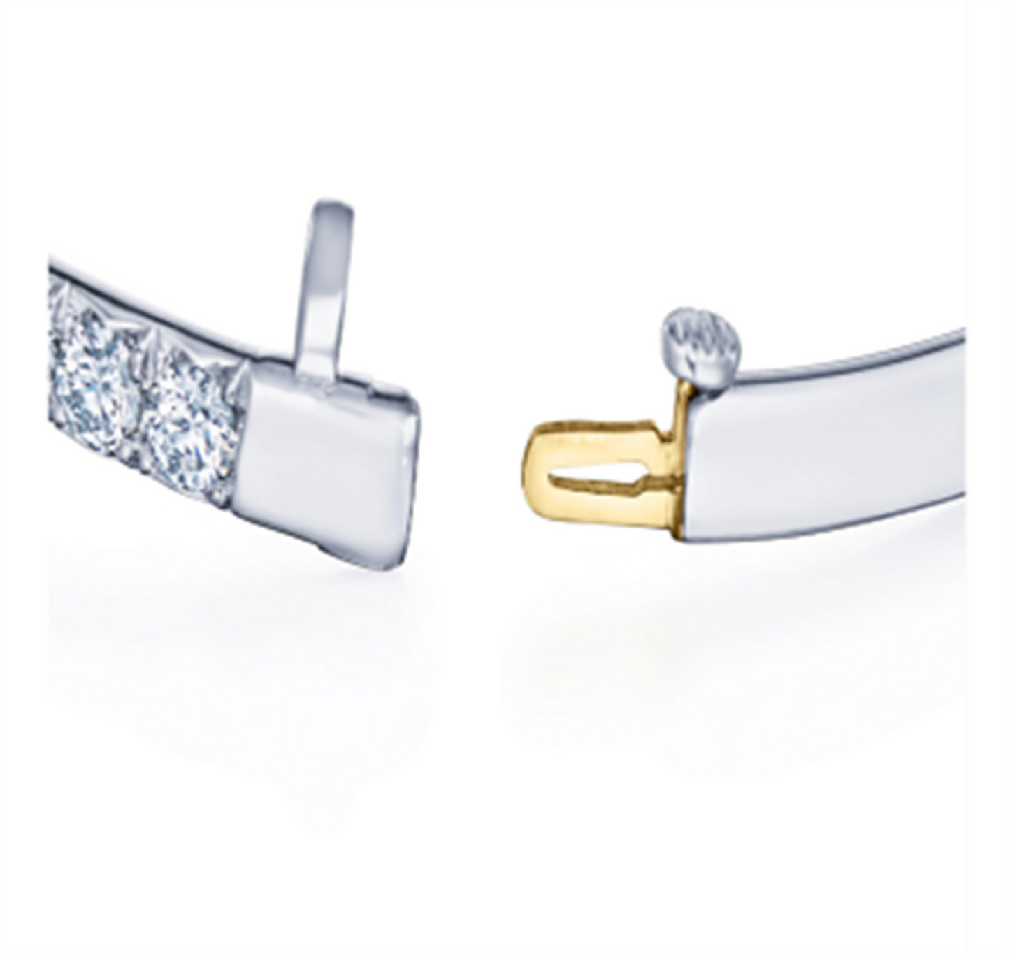 Kwiat Platinum Diamond Ribbon Bangle, 3.75 mm